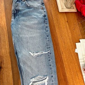 SOLD Brand new Zara mom jeans
